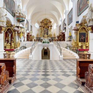 Schodiště baziliky svatého Václava